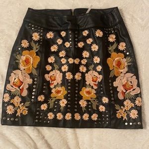Stutted embroidered leather free people skirt